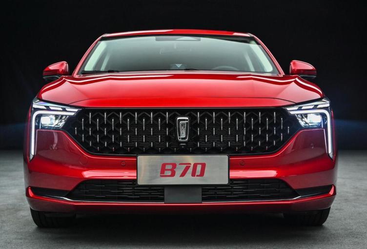 第三代奔腾B70上市 售价9.99-13.99万元