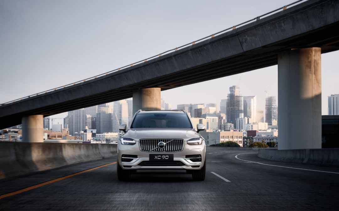 沃尔沃新款XC90 T8车型升级上市 售价89.49万元