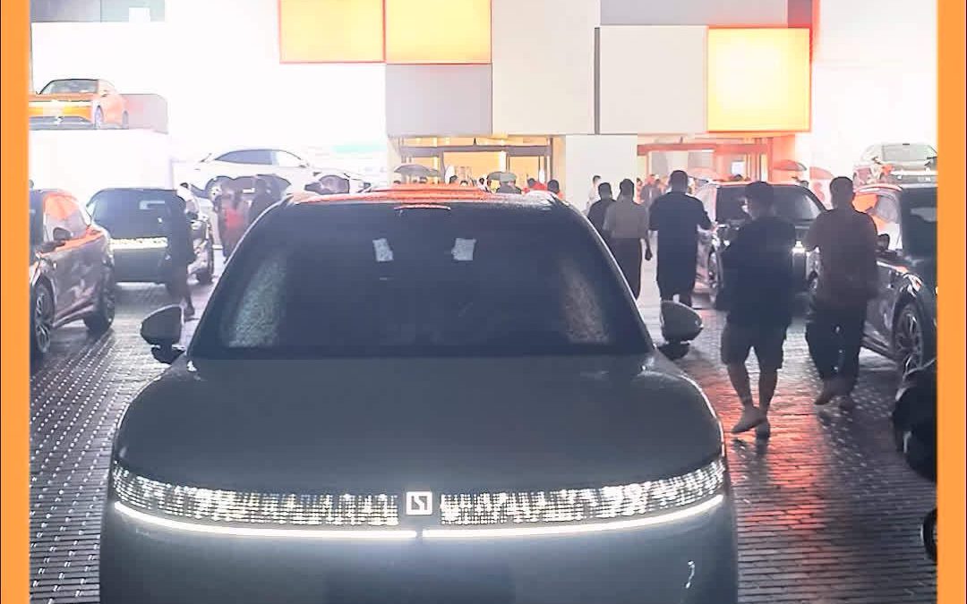 大胖在现场 22万的全能SUV极氪7x 友商一生之敌上市
