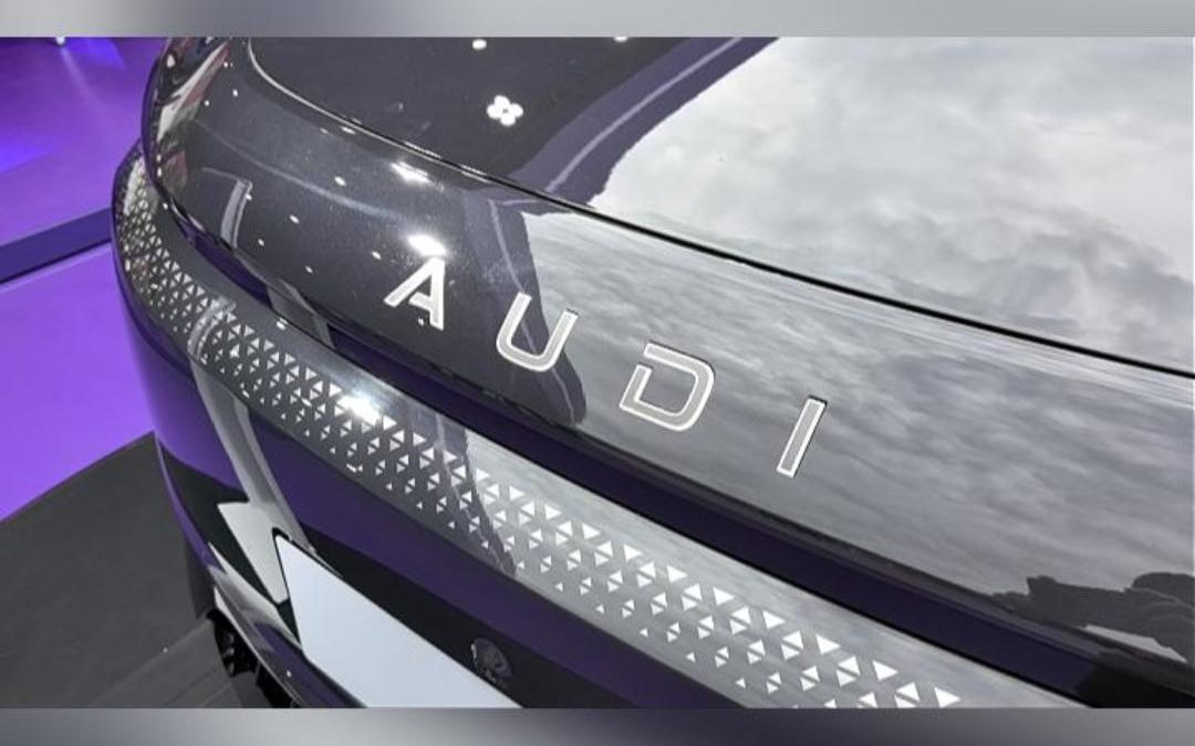 梅子叨倒车 全新智慧性能旗舰SUV 奥迪 E7X 开启预售